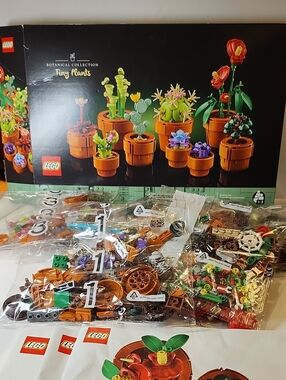 Lego 10329 758pcs Botanical Collection Tiny Plants